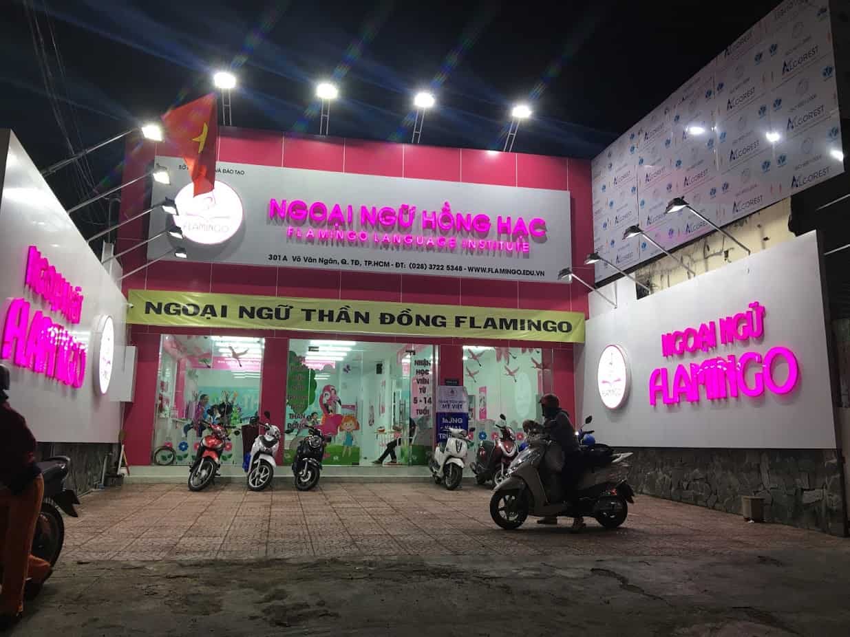 thi cong bang quang cao